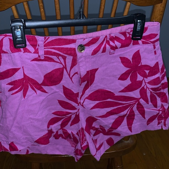 Women's Floral Linen Blend Shorts - Picture 1 of 2